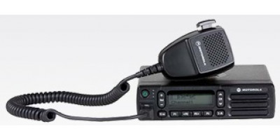 Radio Movil Base Digital 25w VHF DEM500e Motorola